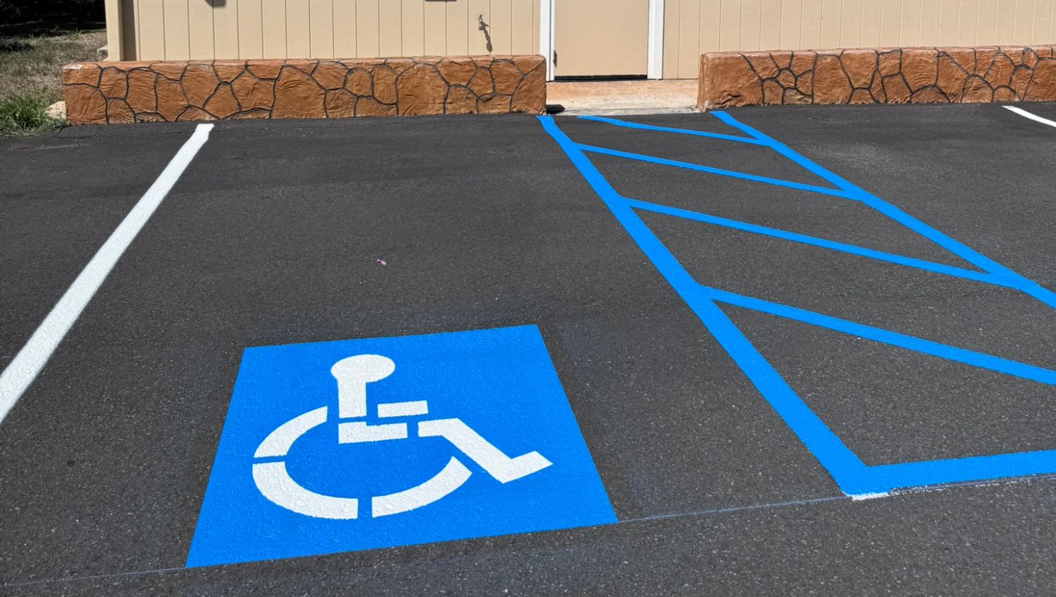 G-FORCE Parking Lot Striping of O'ahu Image