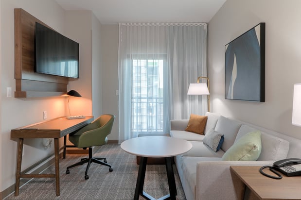 Images Staybridge Suites Pigeon Forge - Smoky Mtns by IHG