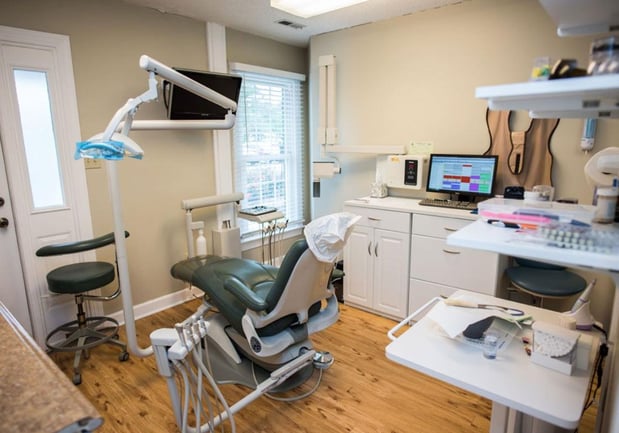 Images Center for Restorative, Cosmetic & Implant Dentistry - Great Bridge