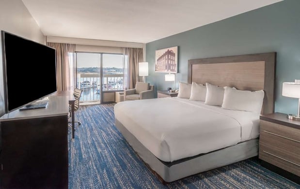 Images DoubleTree by Hilton Hotel New Bern Riverfront