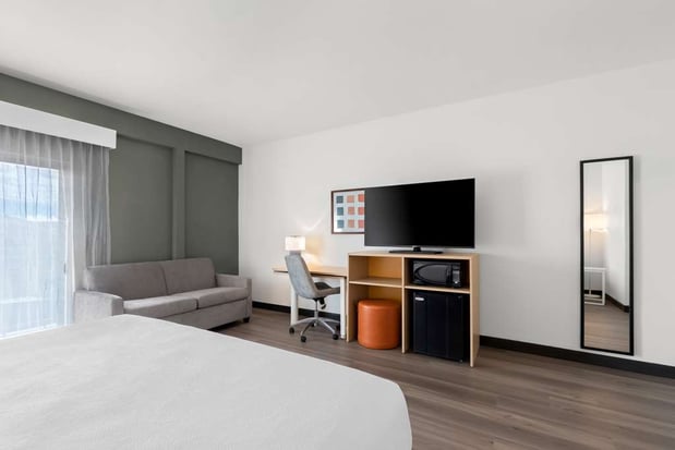 Images Spark by Hilton Fountain Hills Scottsdale