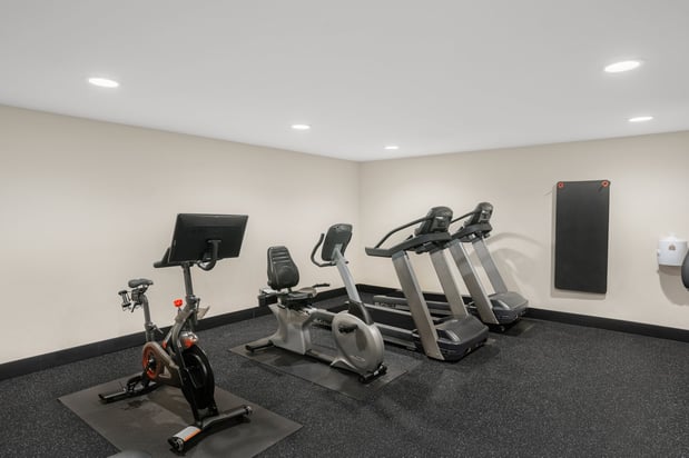 Images Holiday Inn Express & Suites Hayward by IHG