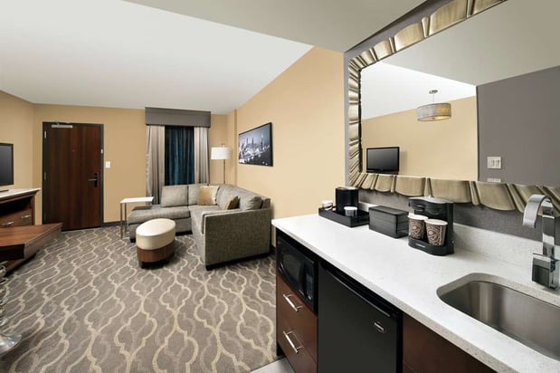 Images Embassy Suites by Hilton Atlanta Airport
