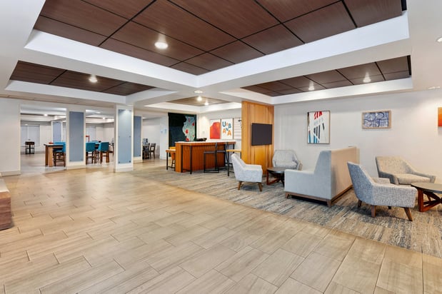 Images Holiday Inn Express & Suites Urbana-Champaign (U of I Area) by IHG