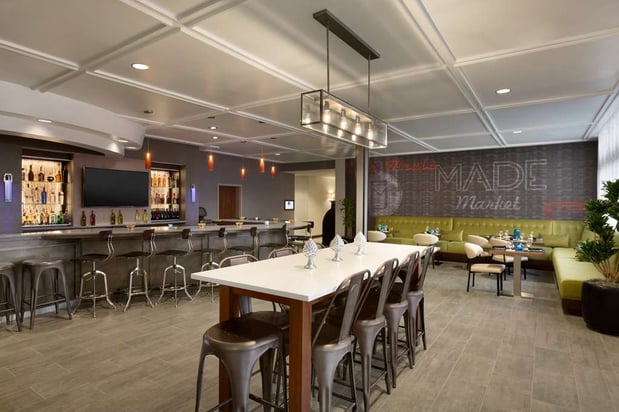 Images DoubleTree by Hilton Hotel Oklahoma City Airport