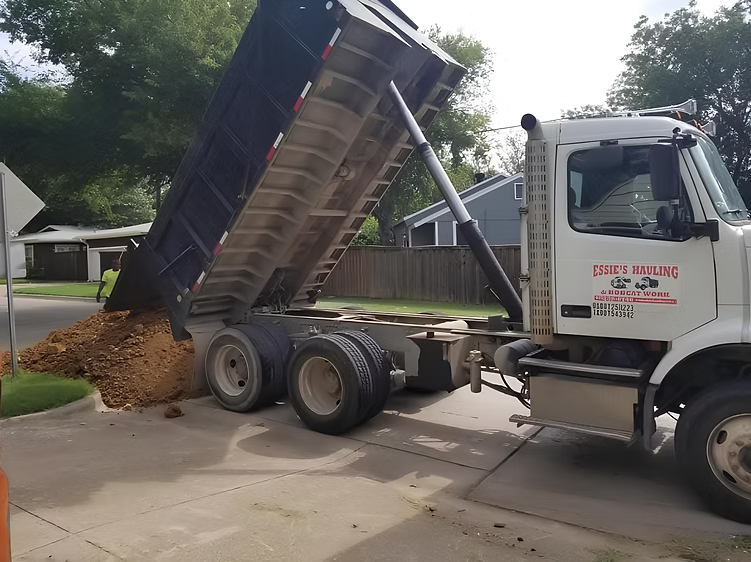 Images Essies Hauling And Bobcat