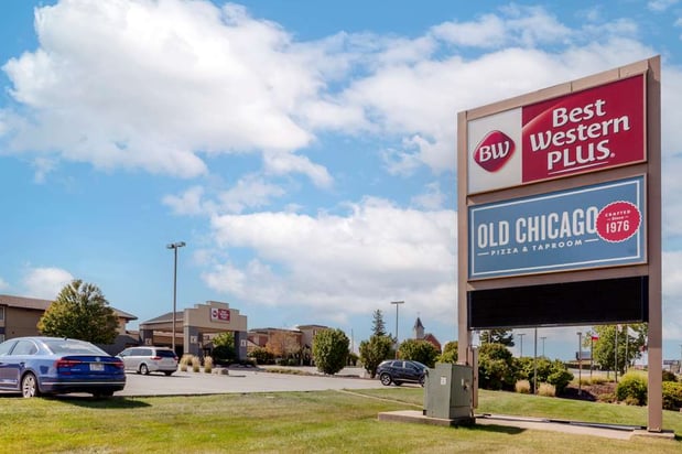Images Best Western Plus Dubuque Hotel & Conference Center