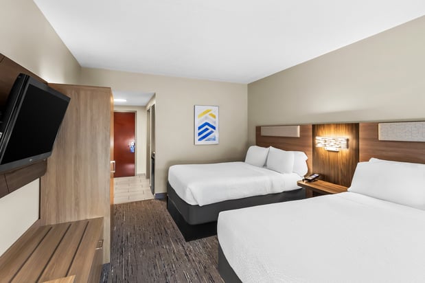 Images Holiday Inn Express & Suites Charleston-Southridge by IHG