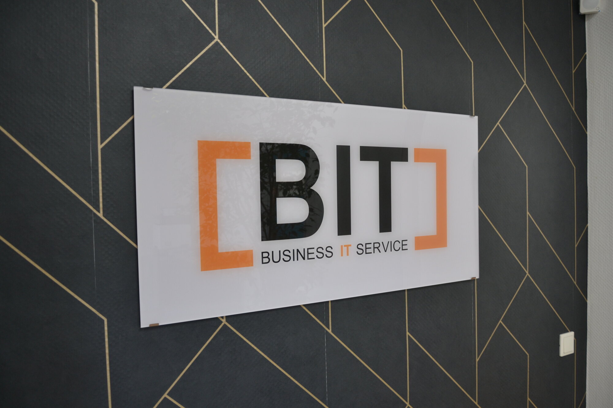 Bilder B-IT Service GmbH