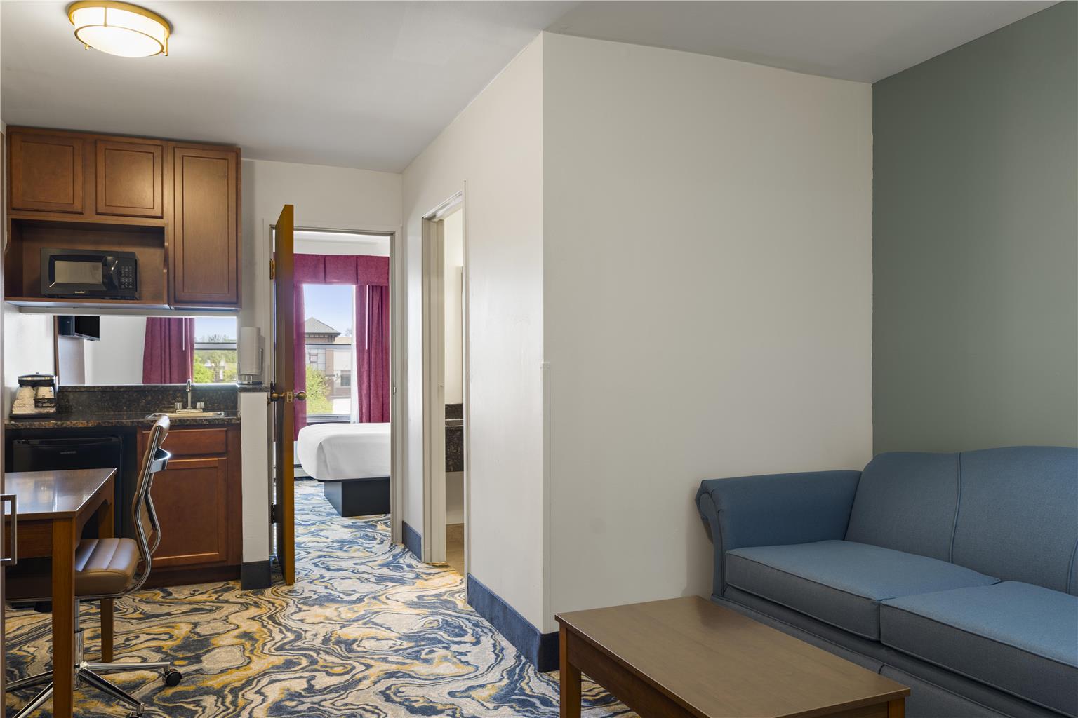 Queen Suite