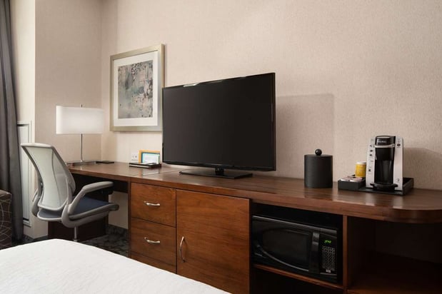 Images Hilton Garden Inn Long Island City New York