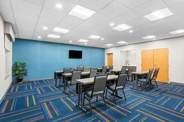 Images Hampton Inn & Suites Charlotte-Airport