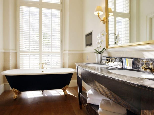 Images AlphaBaths LLC