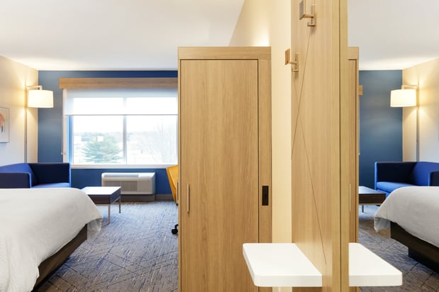 Images Holiday Inn Express & Suites Manchester-Airport by IHG
