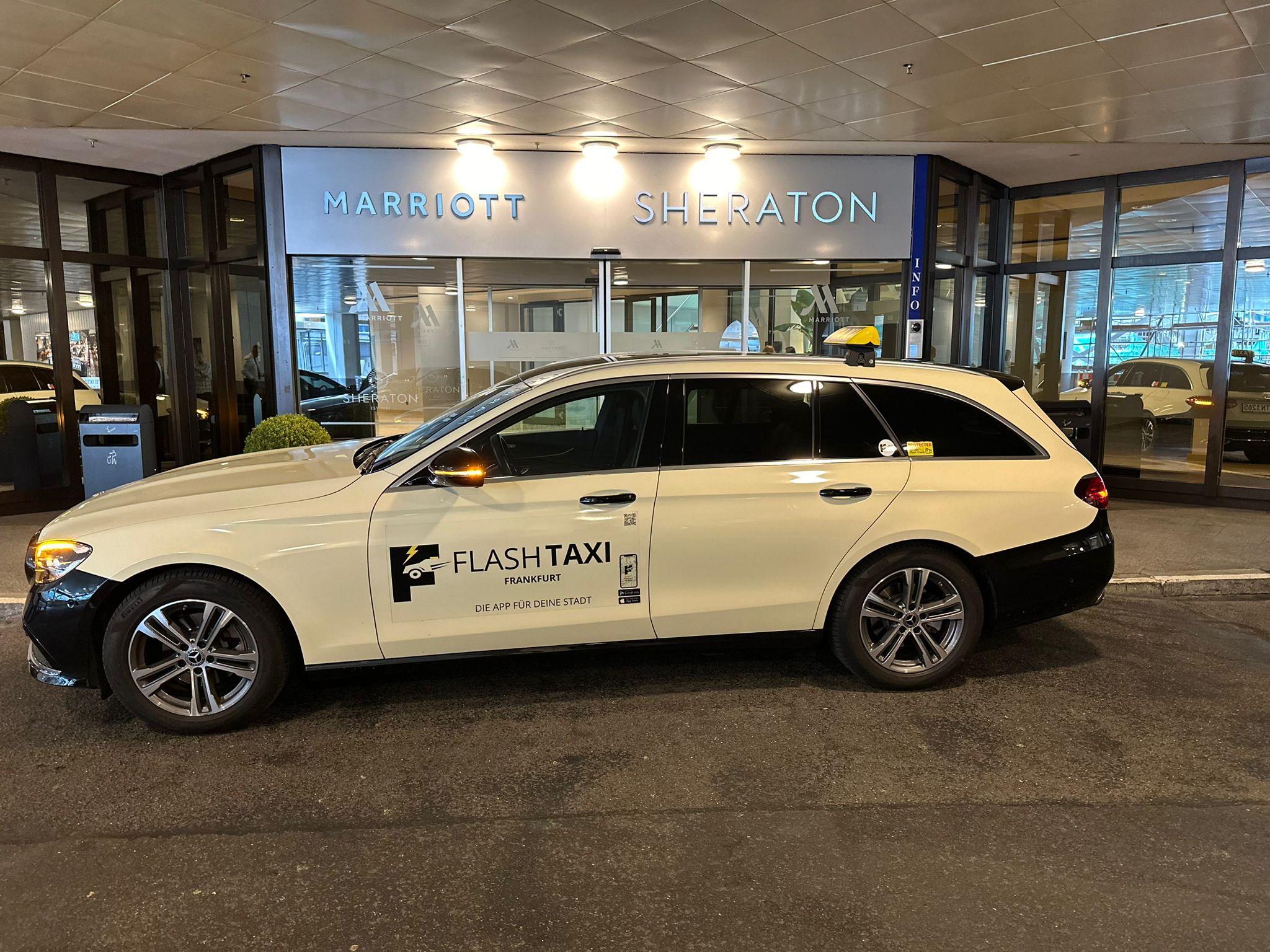 Flash Taxi UG (haftungsbeschränkt), Berner Straße 107 in Frankfurt Am Main