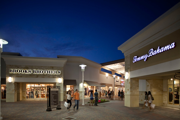 Grand Prairie Premium Outlets in Grand Prairie, 2950 W Interstate 20 - Outlet Malls in Grand ...