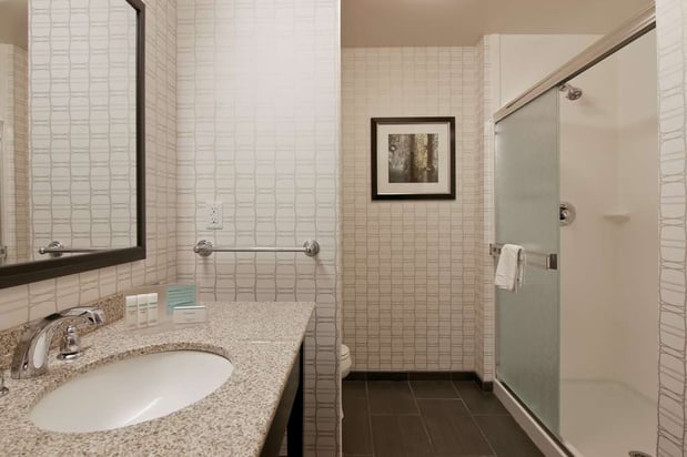 Images Hampton Inn & Suites Bellevue Downtown-Seattle