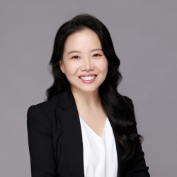 Images Zoe Wu - TD Financial Planner