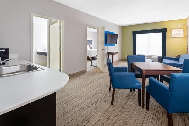 Images Holiday Inn Express & Suites Lake Placid, an IHG Hotel