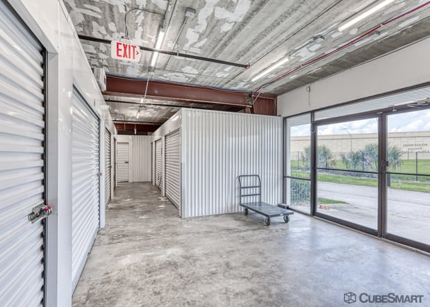 Images CubeSmart Self Storage