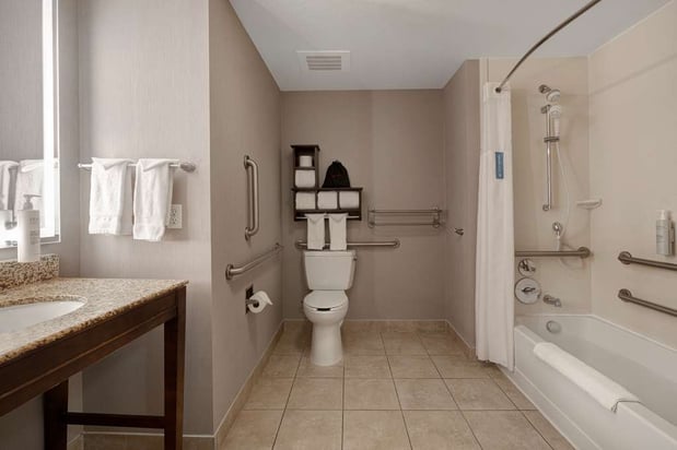 Images Hampton Inn & Suites San Luis Obispo