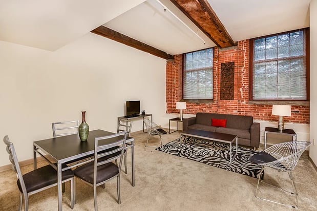 Images Bigelow Commons