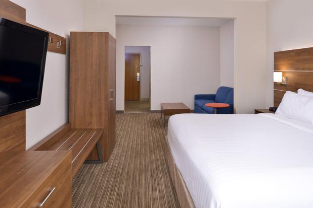 Images Holiday Inn Express & Suites Chattanooga (East Ridge), an IHG Hotel