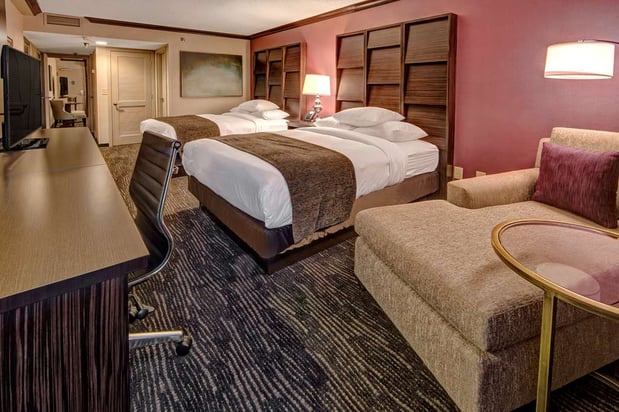 Images DoubleTree by Hilton Hotel Decatur Riverfront