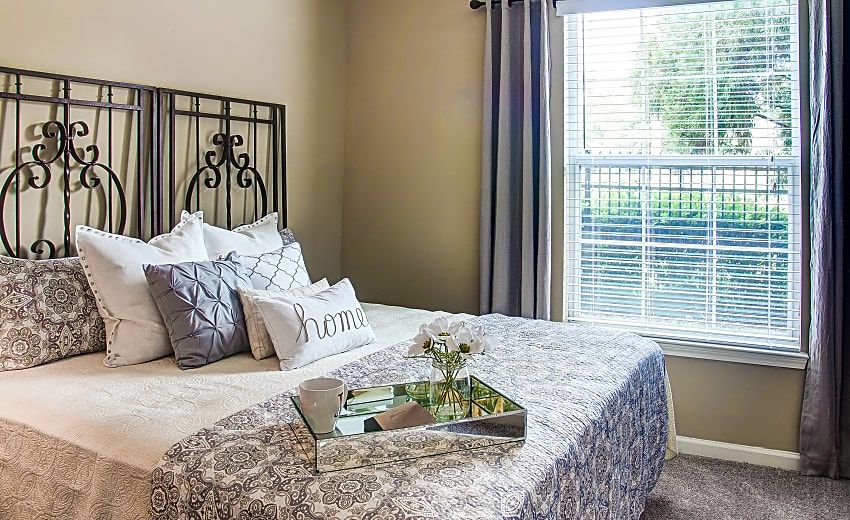 Deluxe bedroom design Centerville Manor Apartments Virginia Beach (757)366-0303