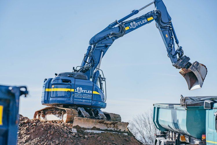 Albert Löffler - Transporte, Erdbewegungen, Garten- und Landschaftsbau, Stegener Str. 29 in Kirchzarten
