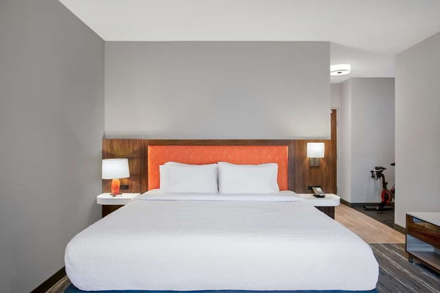 Images Hampton Inn & Suites Muncie