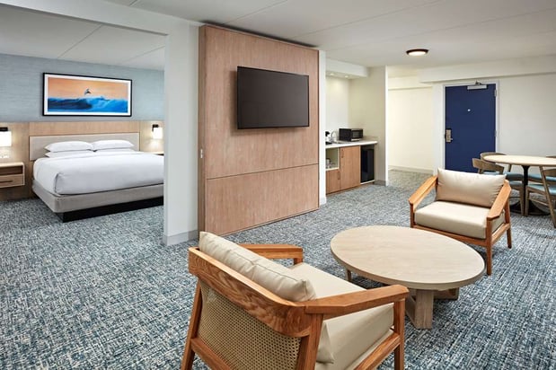 Images Hotel MdR Marina del Rey - a DoubleTree by Hilton