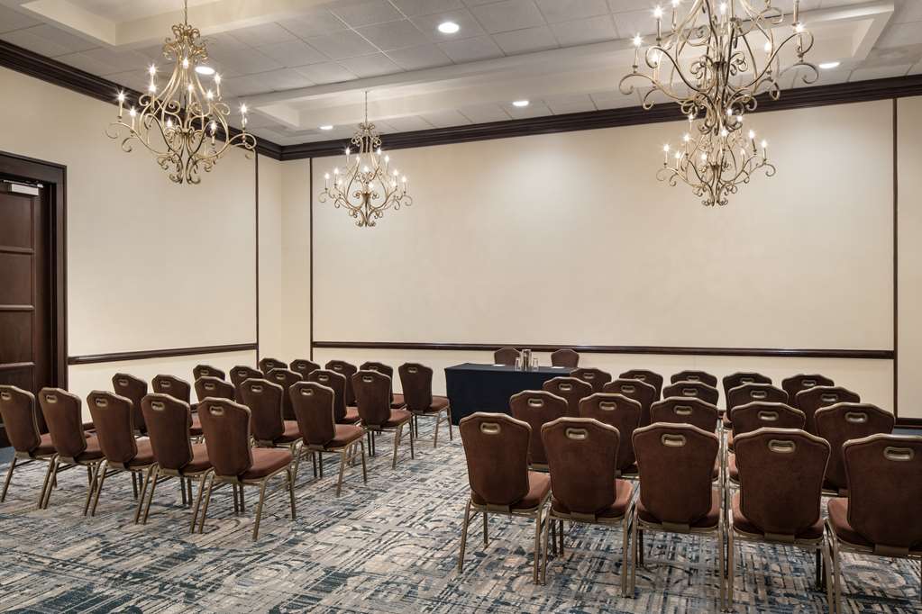Meeting Room Embassy Suites by Hilton New Orleans New Orleans (504)525-1993