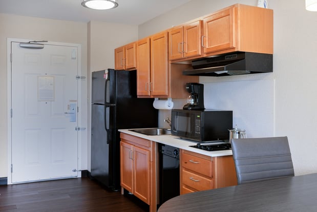 Images Candlewood Suites Medford by IHG