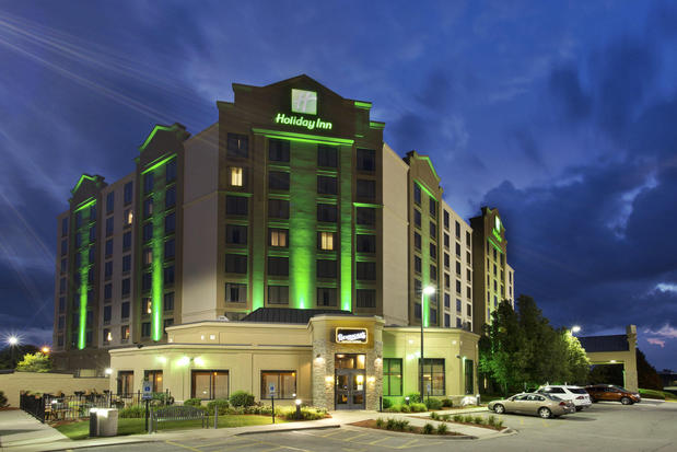 Images Holiday Inn & Suites Chicago Northwest - Elgin, an IHG Hotel