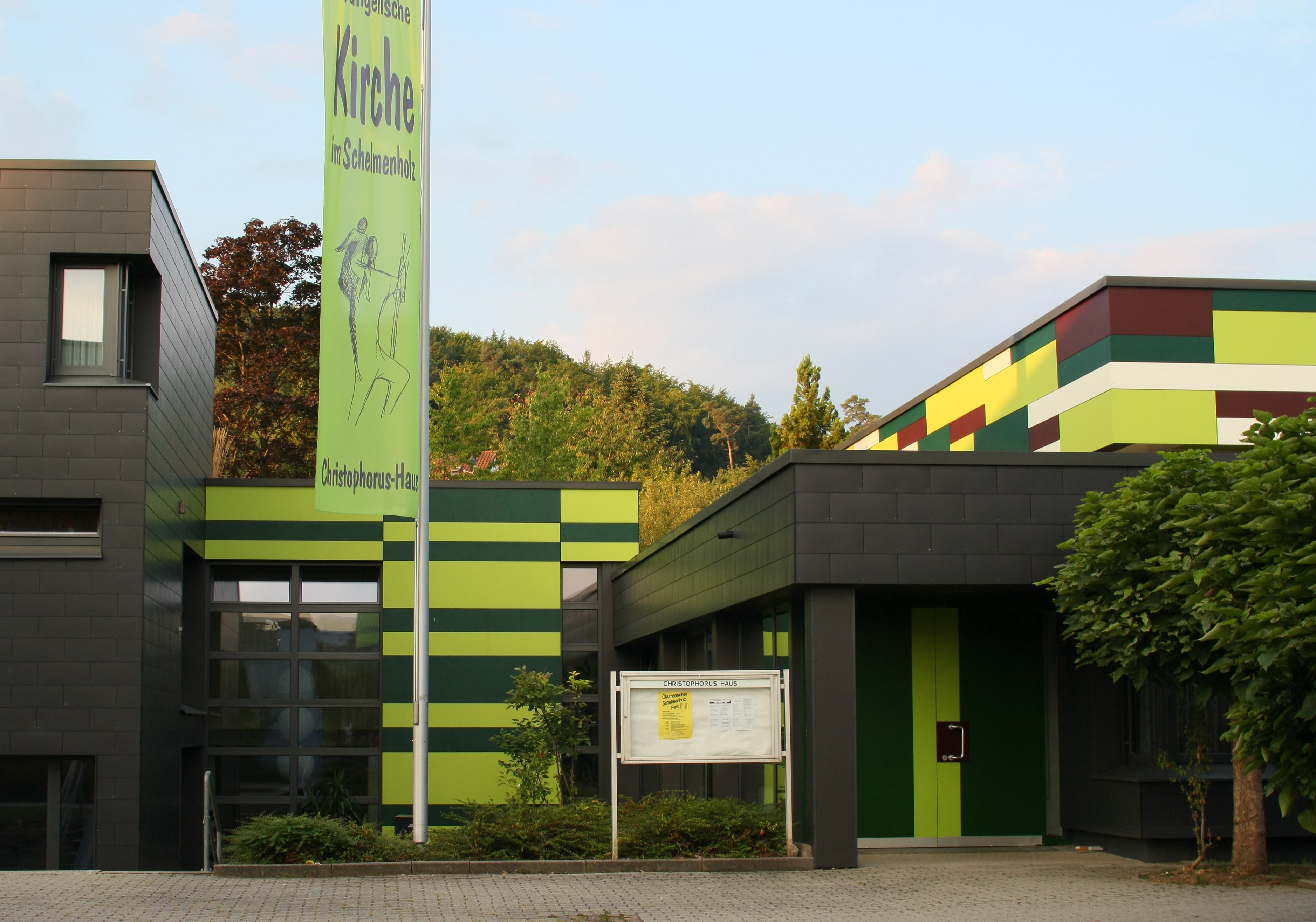 Christophorushaus Schelmenholz - Evangelische Kirchengemeinde Schelmenholz-Breuningsweiler-Hanweiler, Theodor-Heuss-Platz 11 in Winnenden