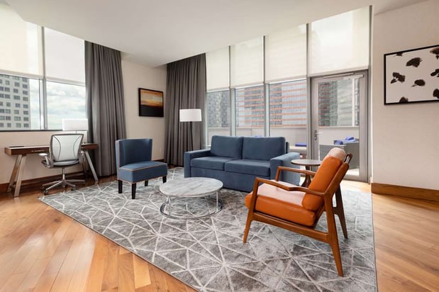 Images Hilton Garden Inn Long Island City New York