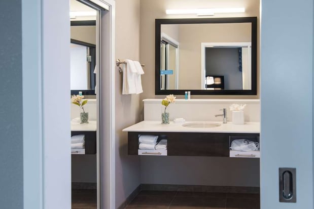 Images Hampton Inn & Suites at Wisconsin Dells Lake Delton