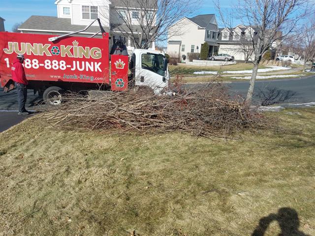 Junk King Northeast Ohio Broadview Heights (216)586-6672