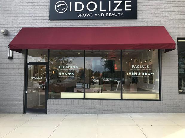 Images Idolize Brows and Beauty at Sutton Square