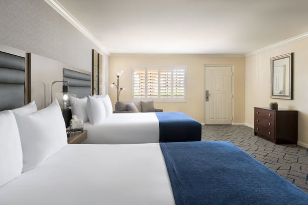 Images Scottsdale Plaza Resort
