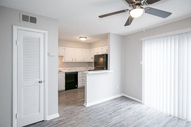 Images Arbor Pointe at Hillcrest