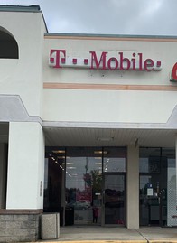Exterior photo of T-Mobile Store at Washington & Bertram, Augusta, GA