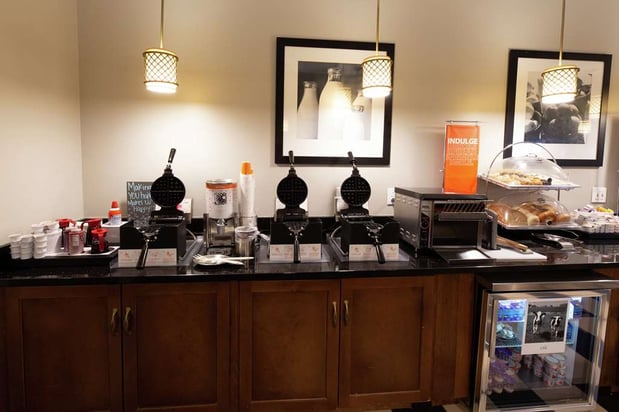 Images Hampton Inn & Suites Raleigh Cary Lenovo Center