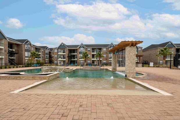 Images The Enclave