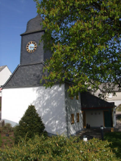 Bild der Abteikirche Göttschied- Evangelische Kirchengemeinde Göttschied