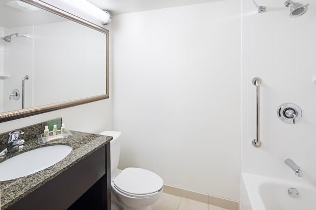 Images Holiday Inn & Suites Across From Universal Orlando by IHG