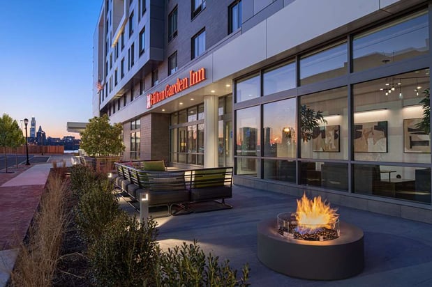Images Hilton Garden Inn Camden Waterfront Philadelphia