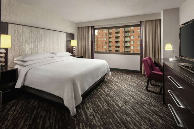 Images Embassy Suites by Hilton Crystal City National Airport