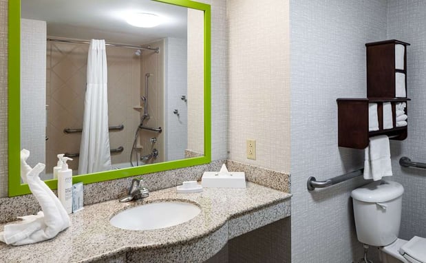 Images Hampton Inn & Suites St. Louis at Forest Park